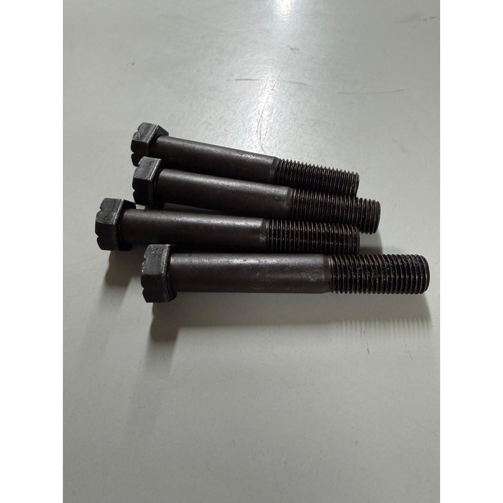 Kit 4 parafusos apoio de cambota